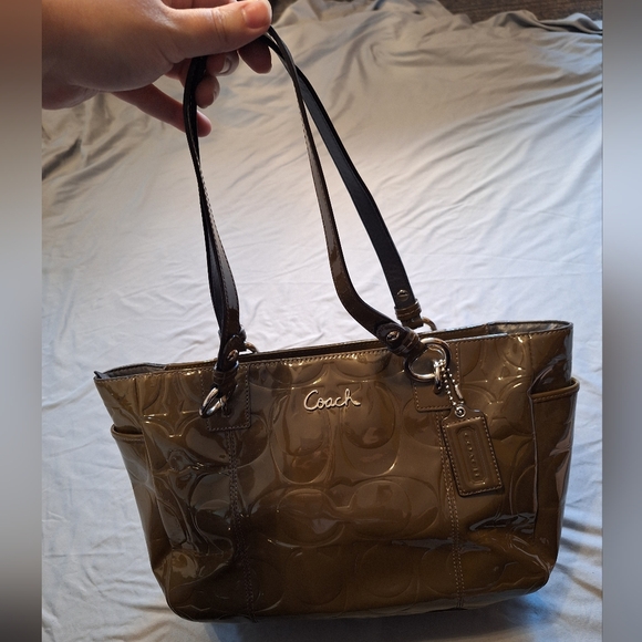 Coach Olive Green Patent Leather Tote Bag - Picture 1 of 13